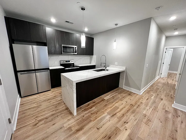 Veranda Apartments — Photo 45
