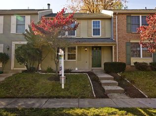 1105 Lopez Ln, Herndon, VA
