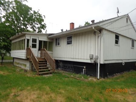 2nd image of 22460 Yates Ave