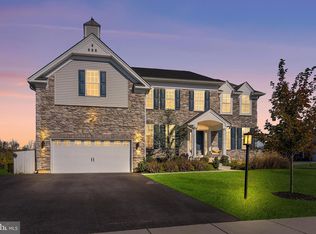 10 Unison Dr, Malvern, PA 19355