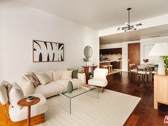 5th image of 6735 Yucca St Unit 101