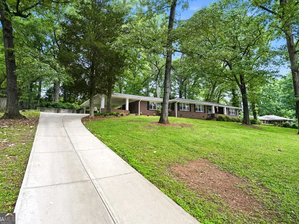 3240 N Druid Hills Rd, Decatur, GA 30033