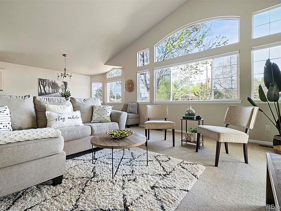 5th image of 4041 Miller Way