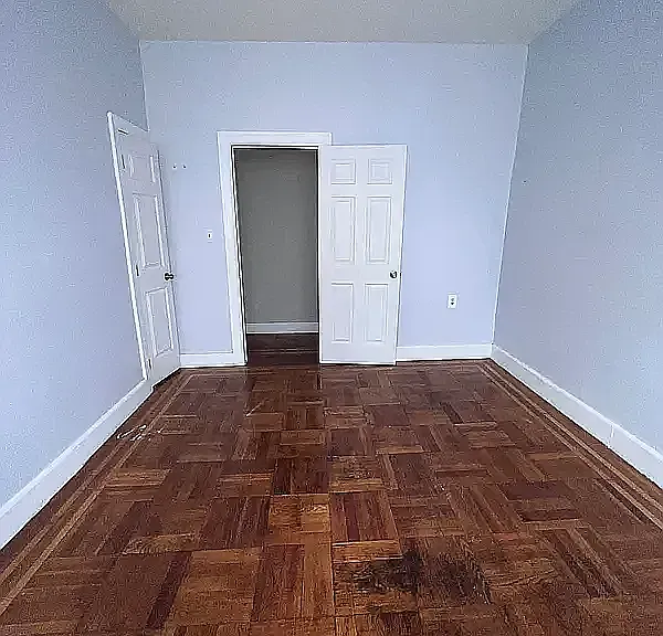 1039 Ocean Ave #12 — Photo 4