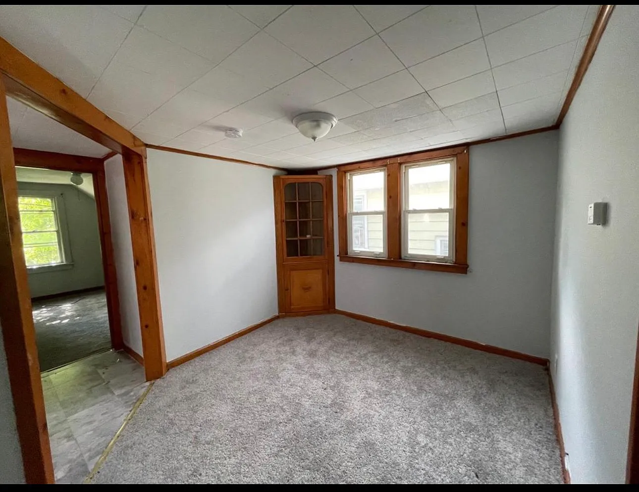 2 bed, 1100 sqft, $1,100 — Photo 4