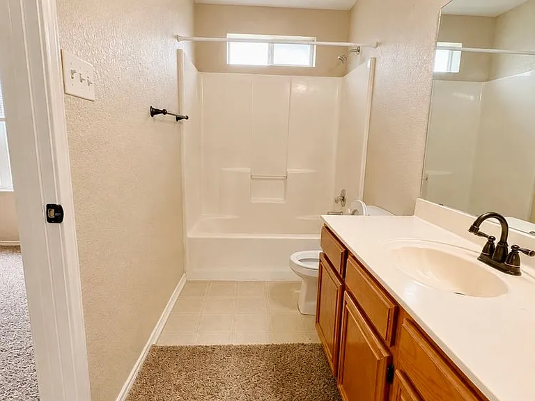 4602 Greyhound Dr — Photo 10