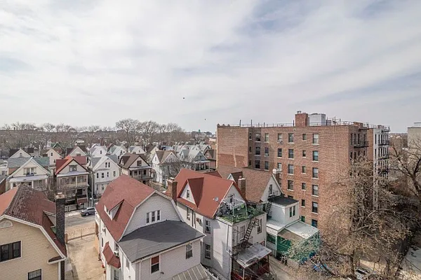 Sold by Mont Sky Real Estate | media 13