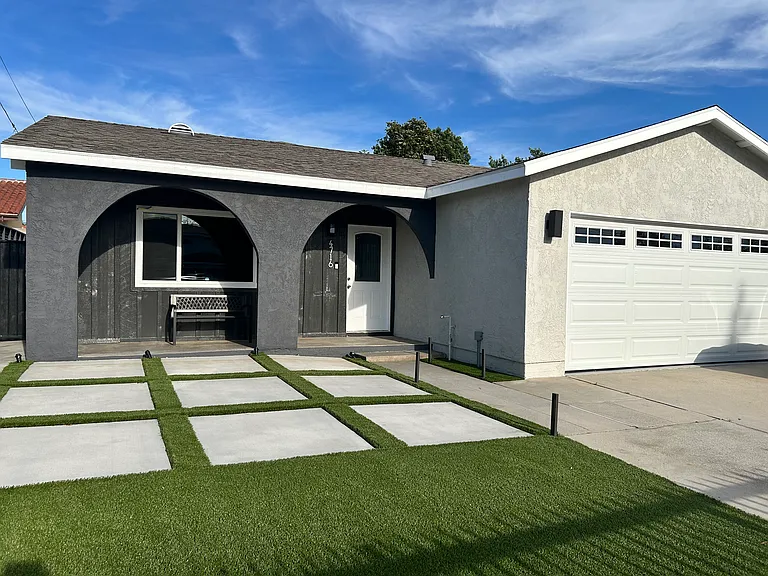4716 Merced Ave — Photo 2