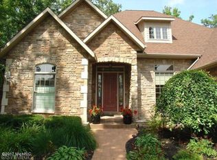 403 River Run Dr, Saint Joseph, MI 49085