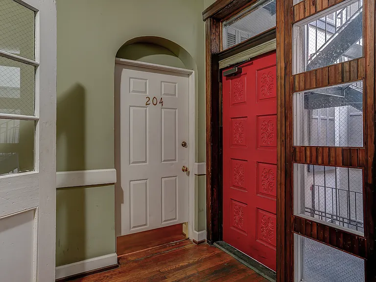 209 W 5th Ave #204 — Photo 17