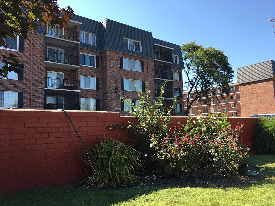 1st image of 3415 Benjamin Ave APT 408