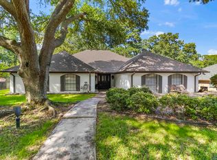 1410 Sleepy Hollow Ln, Longview, TX 75604