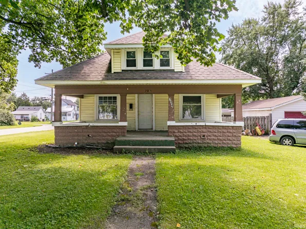 724 E 29th St, Marion, IN 46953