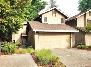 2130 University Park Dr, Sacramento, CA 95825