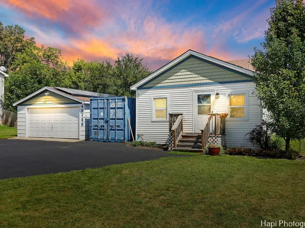 42129 N 1st Ave, Antioch, IL 60002