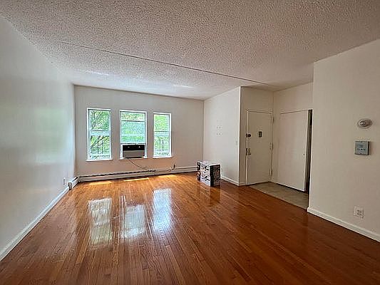 1st image of 43 W 118th St APT 3