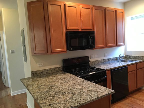 2nd image of 3348 W Wilson Ave APT 1N