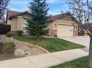 3374 Hotlam Rd, Redding, CA 96002