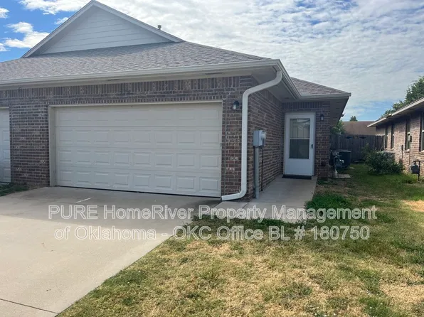 214 Ashley Dr, Edmond, OK 73003