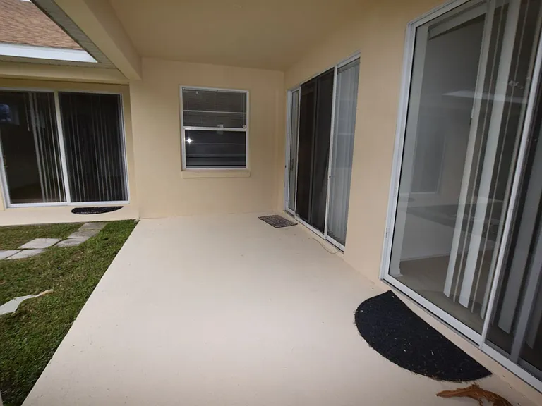 2604 Lutza Way — Photo 4