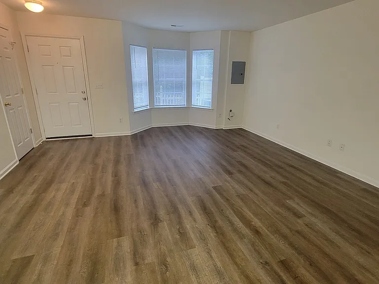 3020 Barrymore St #107 — Photo 6