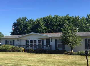 730 S Toledo St, Port Clinton, OH 43452