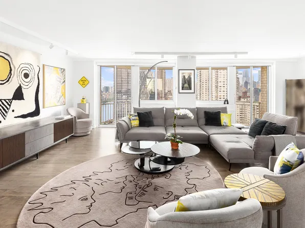 515 East 79th Street image 1 of 24