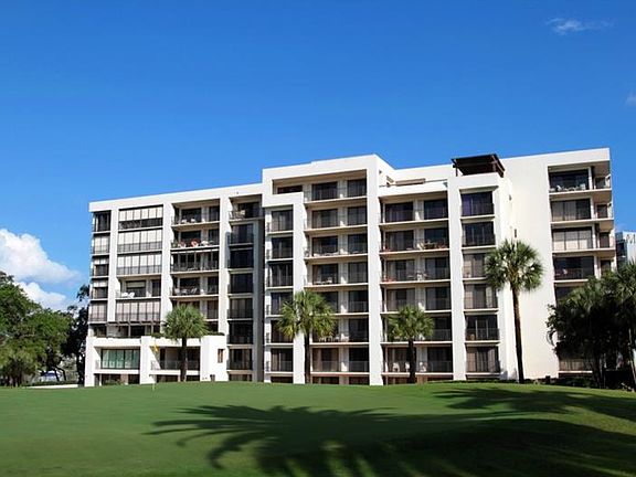 3rd image of 6 Belleview Blvd APT 408