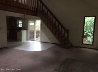 3116 Carobeth Dr, Tobyhanna, PA 18466