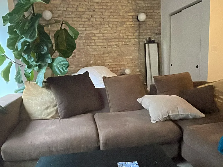 1961 N Milwaukee Ave #204 — Photo 8