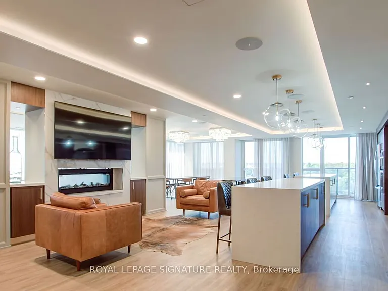 1050 Main St E #1112 — Photo 30