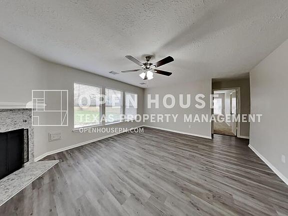 5th image of 2206 Saradon Dr