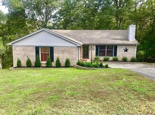 74 Ivy Ct, Brandenburg, KY 40108