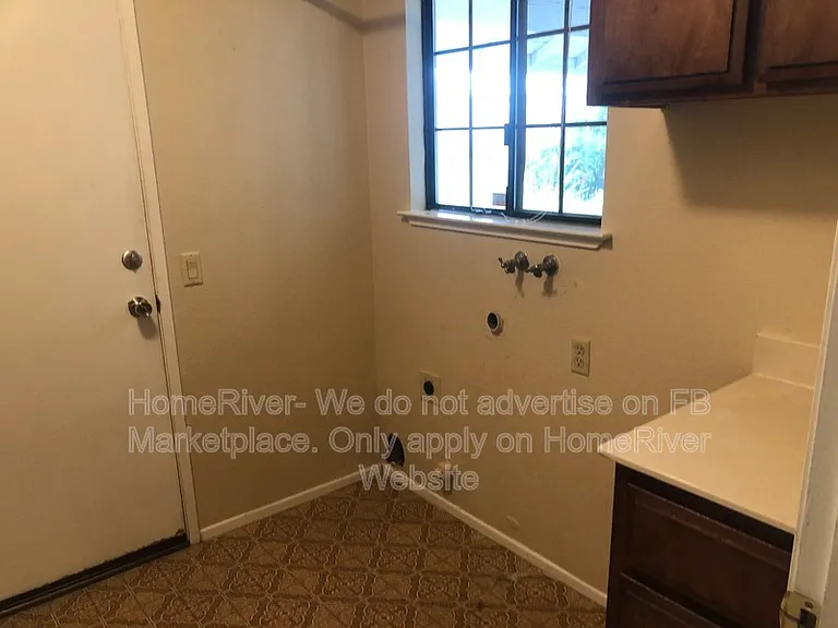 1519 Pine Valley Cir — Photo 10