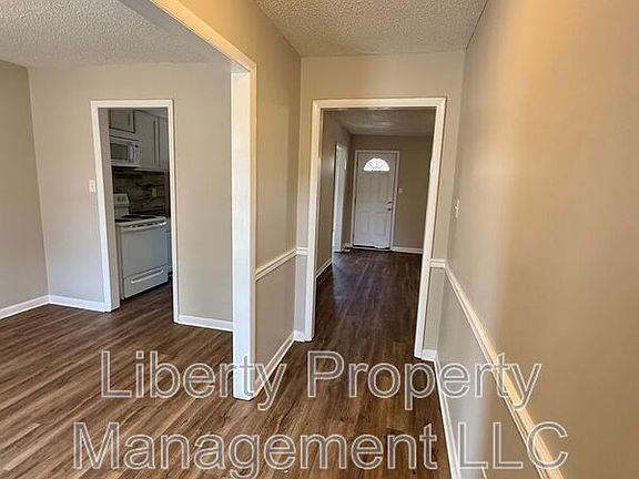 3rd image of 6512 Sudbury Dr