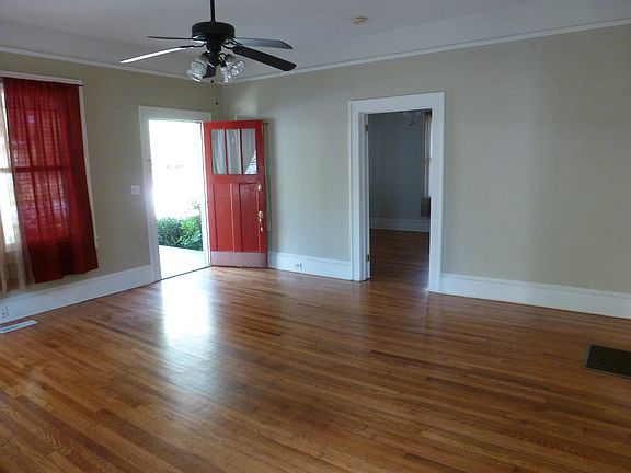 3rd image of 1026 Patton St