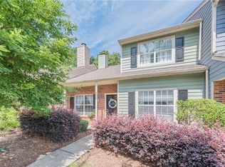 9206 Four Mile Creek Rd, Charlotte, NC 28277