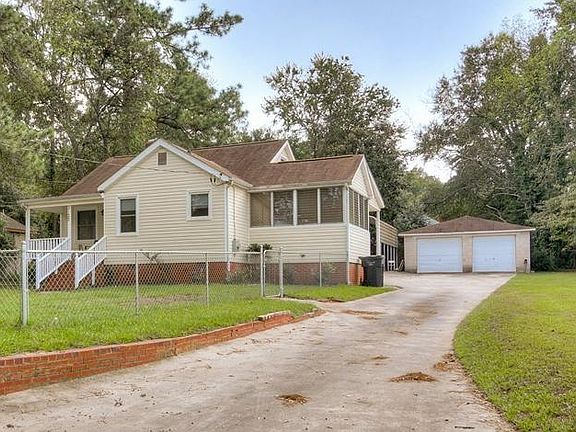 5th image of 3122 Switzer Dr
