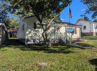 219 Efaw Ave, Saint Clairsville, OH 43950