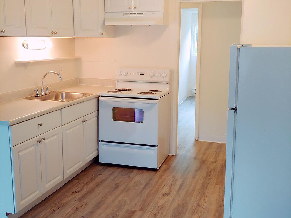 2nd image of 6615 150th St SW APT 50