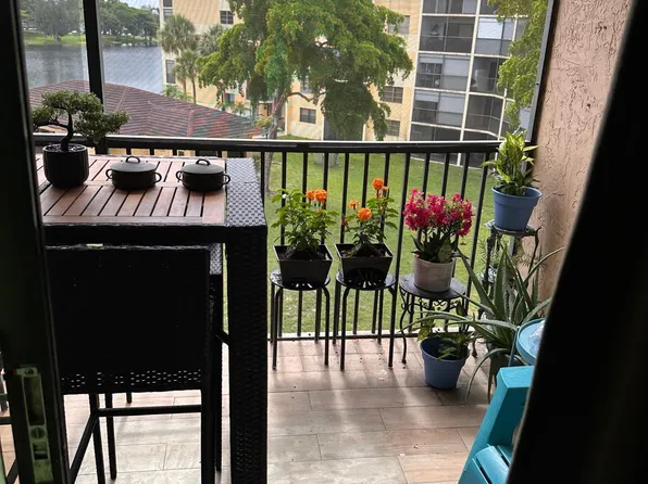 6575 W Oakland Park Boulevard #417, Lauderhill, FL 33313