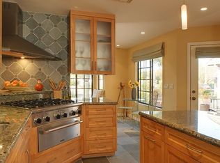 1154 W Masters Cir, Tucson, AZ 85737