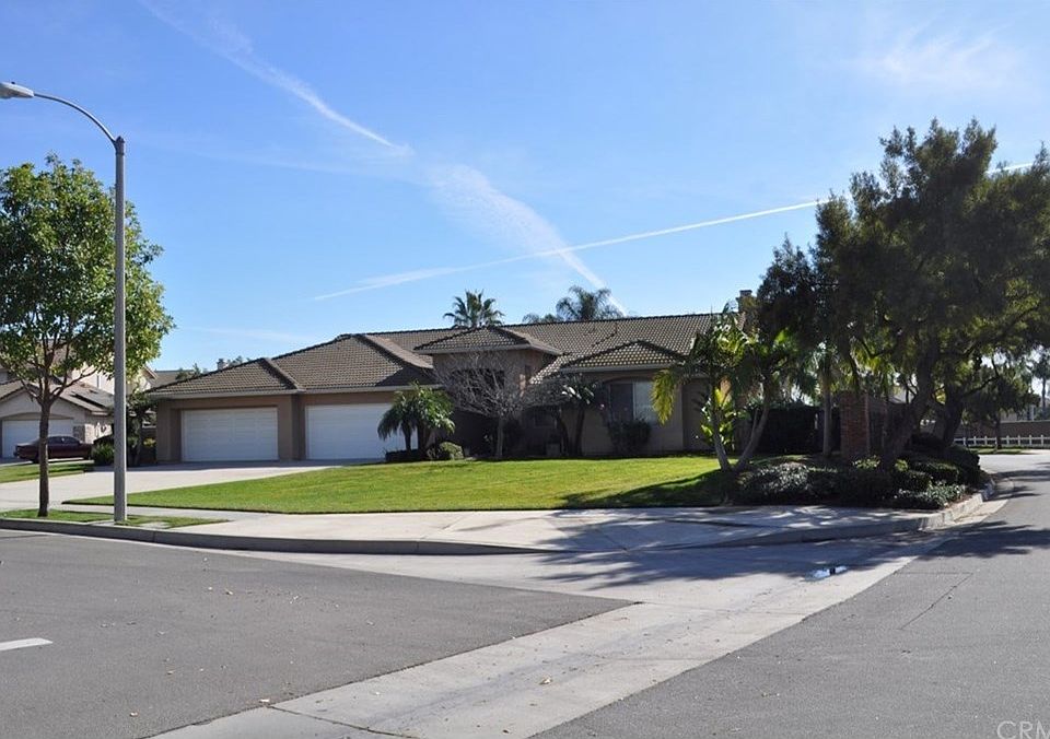 1st image of 6611 Encina St
