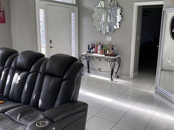 2nd image of 604 Rosaro Ct