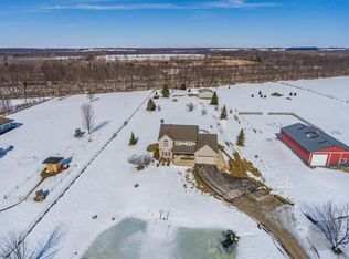 2619 N 41st Rd, Sheridan, IL 60551