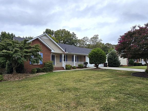 4th image of 198 Robinwood Pl