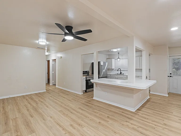 5921 Riley Dr — Photo 10