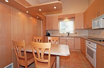 2nd image of 439 Valley Run Dr