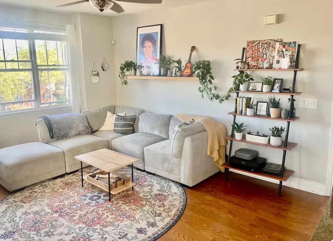 1 bed, 786 sqft, $2,300 — Photo 1
