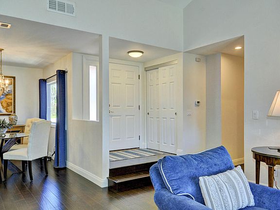 2nd image of 365 Hickory Grove Dr